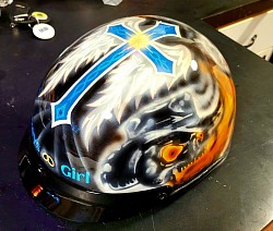 Nice custom airbrushed helmet i dis
